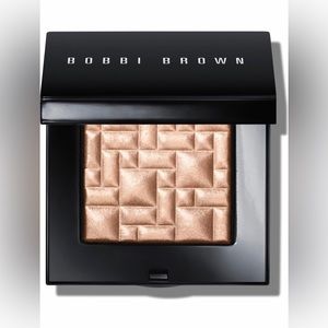 Bobbi Brown Highlighting Powder in Bronze Glow